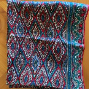 Patterned scarf.